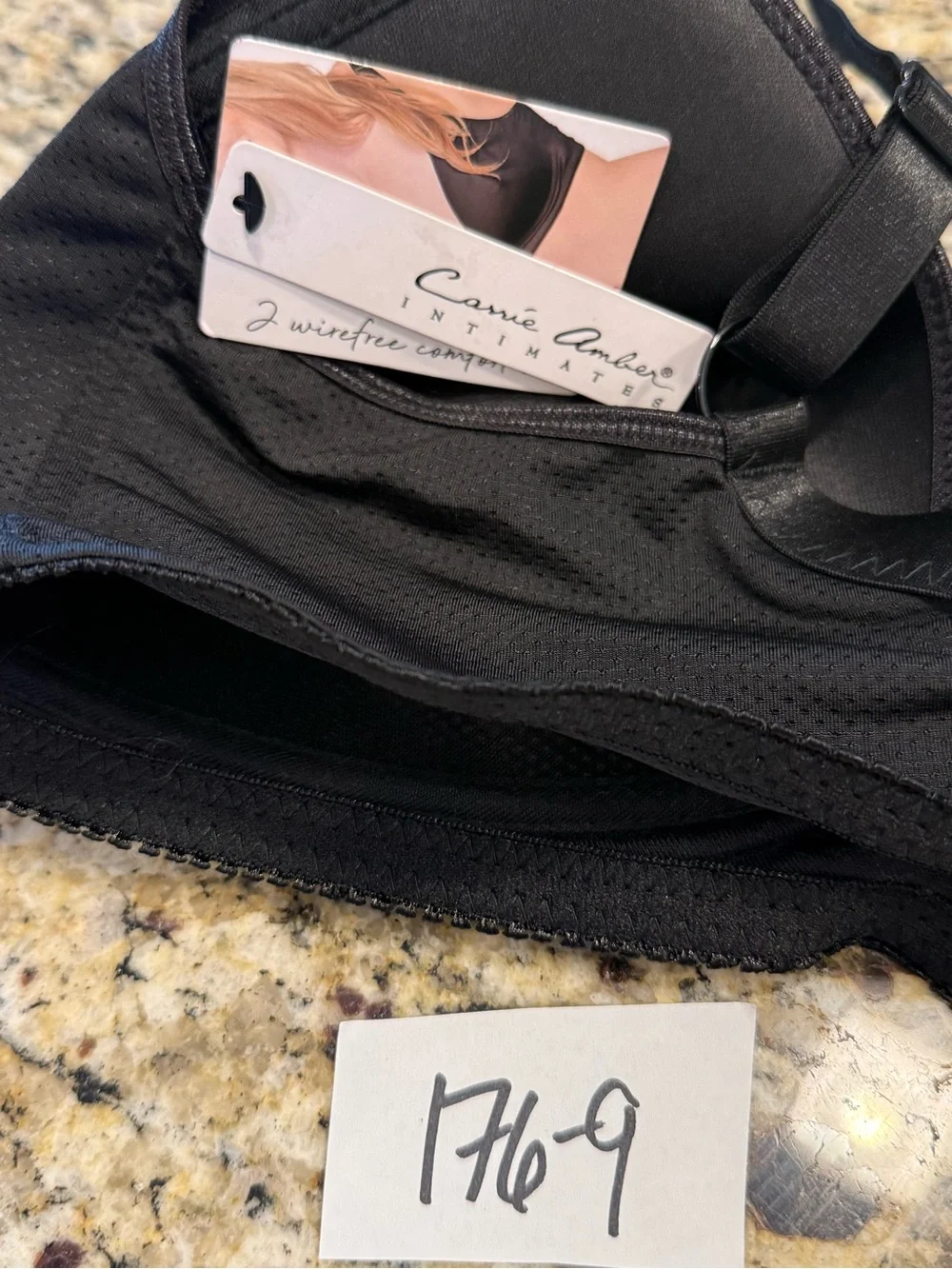 Carrie Amber Intimates black wire free comfort bra SZ 38D -one bra